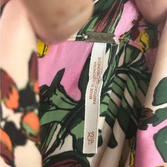 EUC Free People Under The Palms Button Down Shirt - Floral Print - Picture 3 of 8